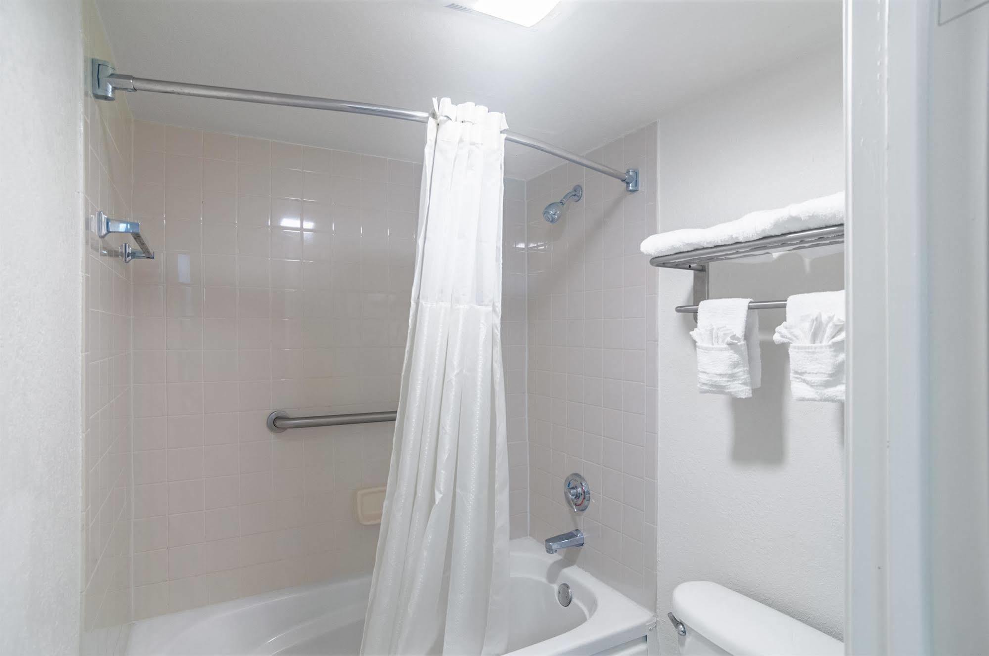 Studio 6 Oklahoma City Ngoại thất bức ảnh