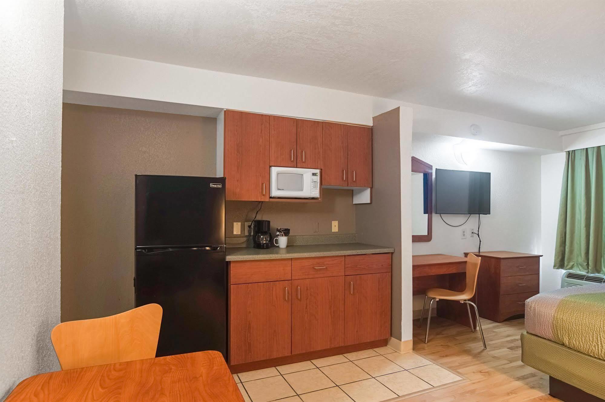 Studio 6 Oklahoma City Ngoại thất bức ảnh